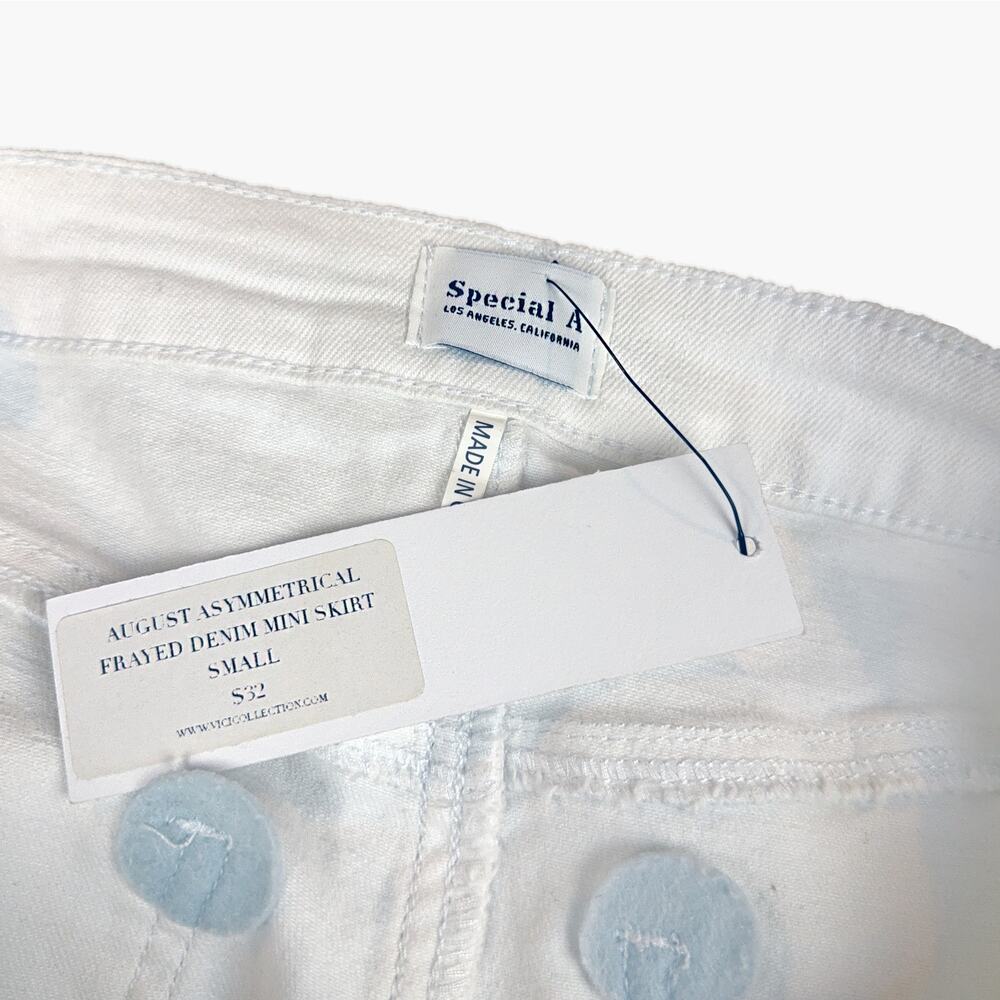 NWT VICI "August" Asymmetrical Frayed Denim Mini Skirt (White | Size S) - Picture 5 of 6